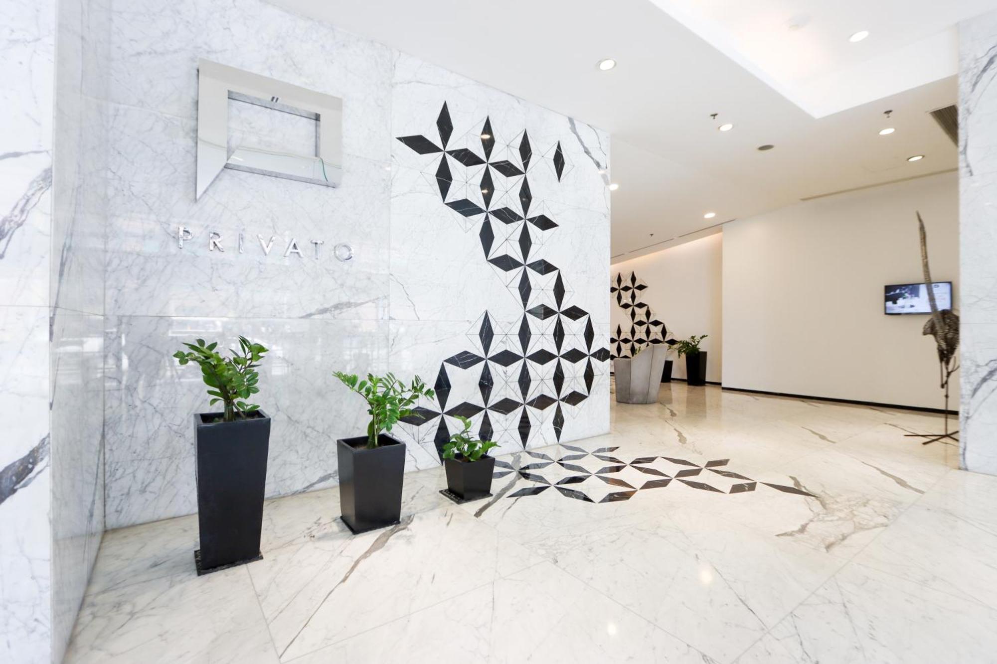 Отель Privato Ortigas Pasig City Экстерьер фото